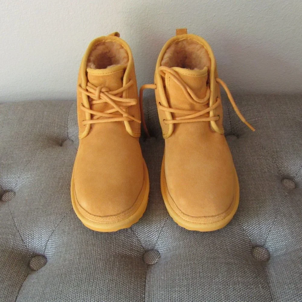 UGG Neumel ll Chukka Boots Big Girl 6 NWT